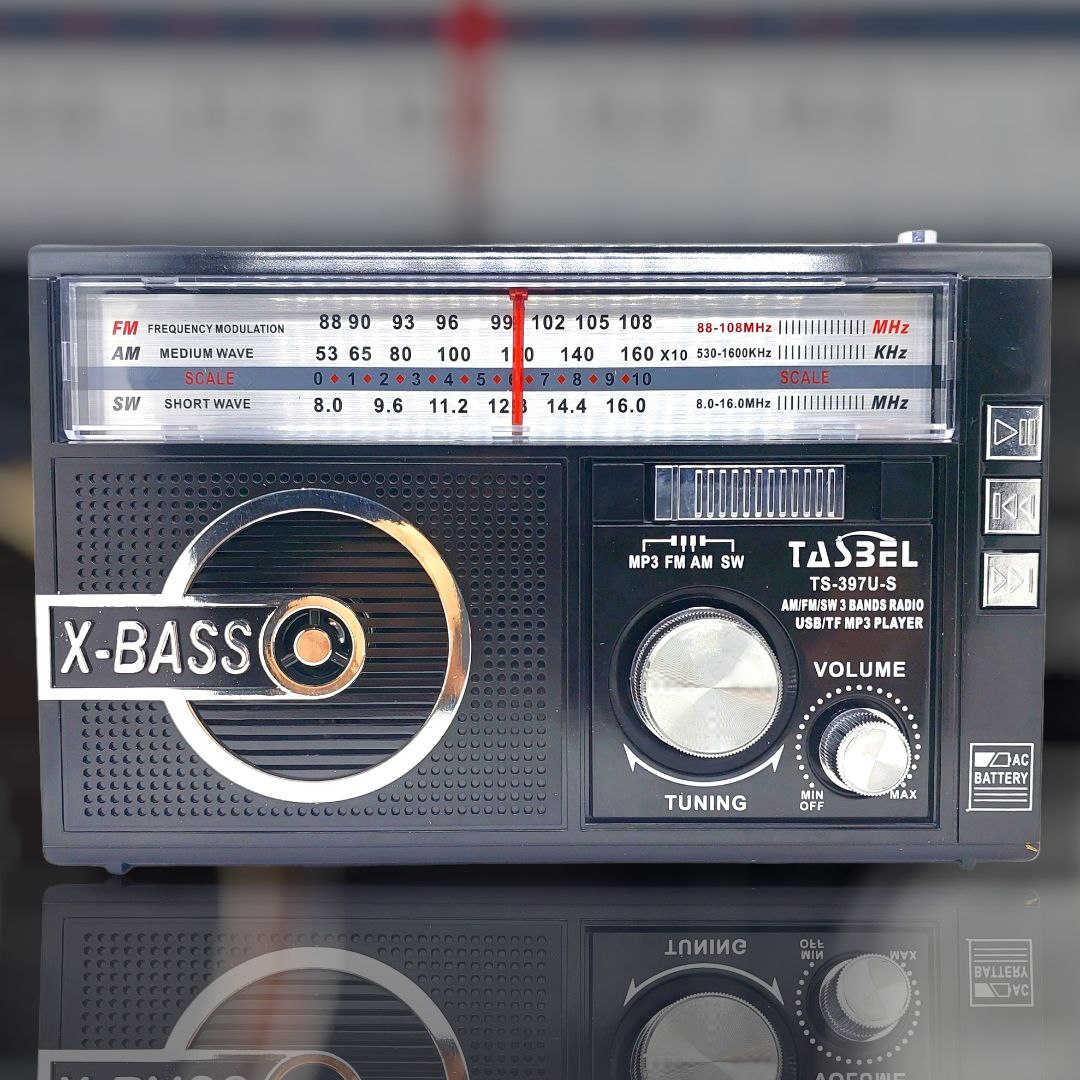 Radio Retro Solar Recargable AM/FM/SW MP3 MicroSD Negra